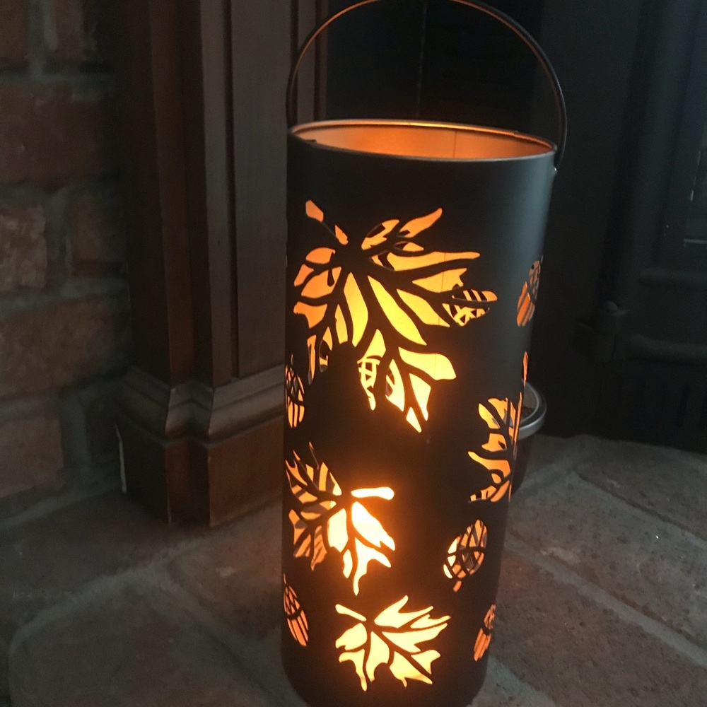Rustic Decor Flickering candle